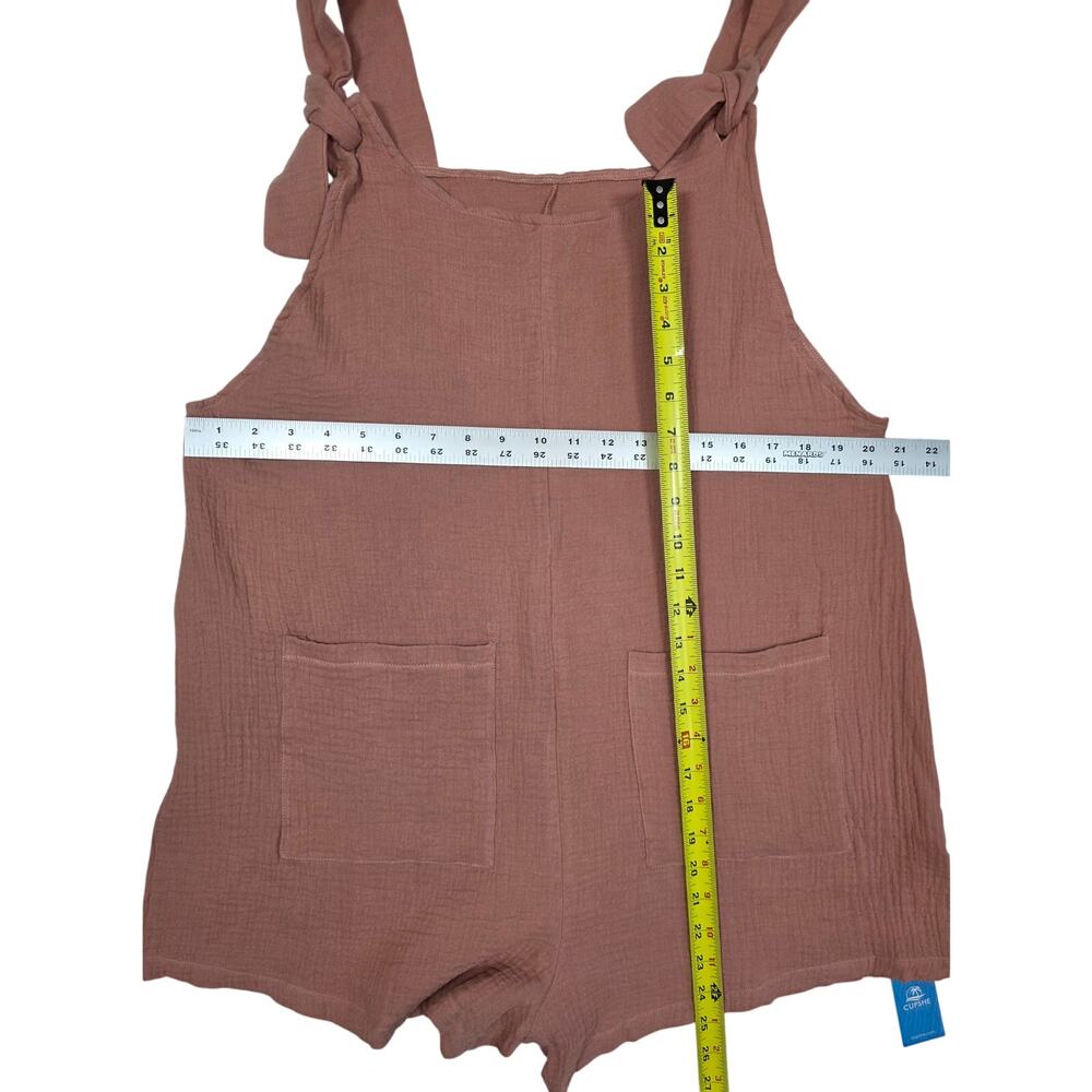 NWT Cupshe Pinafore Gauze‎ Romper w/Tie Shoulders & Pockets Soft Coral - Picture 6 of 9